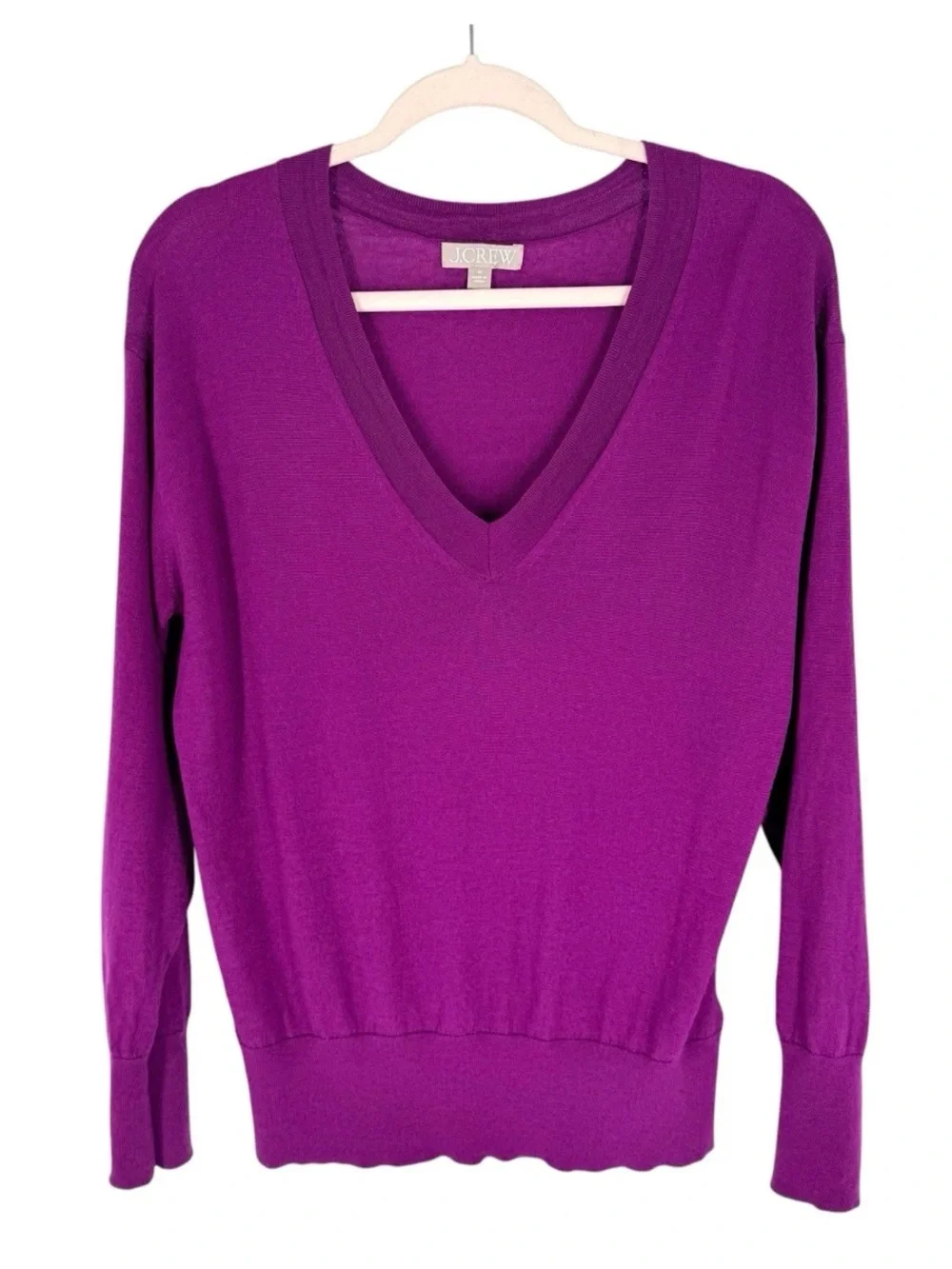 J Crew Merino Wool Sweater Womens Size Medium Magenta Lightweight V-Neck